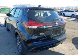 2024 NISSAN KICKS