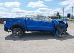 2023 GMC CANYON
