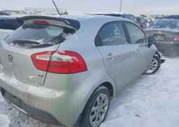 2014 KIA RIO LX