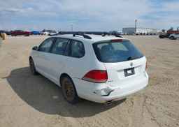 2014 VOLKSWAGEN GOLF WAGON