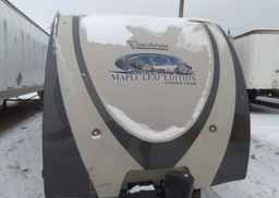2013 COACHMEN MAPLE LEAF EDITION 301BLDS