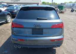 2022 AUDI SQ5
