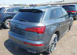 2022 AUDI SQ5