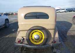 1935 CHEVROLET .