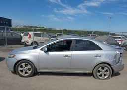 2010 KIA FORTE