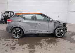 2018 NISSAN KICKS