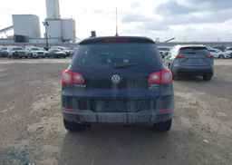 2010 VOLKSWAGEN TIGUAN SE
