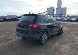 2010 VOLKSWAGEN TIGUAN SE