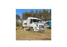 2022 VOLVO VNR
