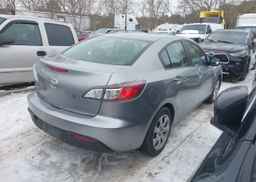 2010 MAZDA MAZDA3
