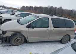 2000 TOYOTA SIENNA