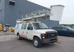 2011 FORD E-350 SUPER DUTY COMMERCIAL