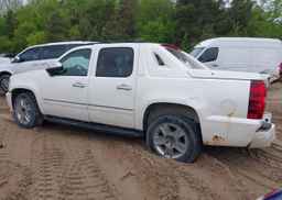 2011 CHEVROLET AVALANCHE