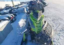 2020 SKIDOO POLARIS