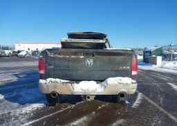 2016 RAM 1500 SLT