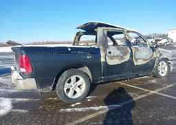 2016 RAM 1500 SLT