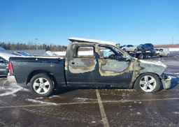 2016 RAM 1500 SLT