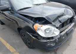 2011 HYUNDAI ACCENT GLS