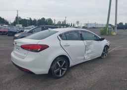 2017 KIA FORTE EX