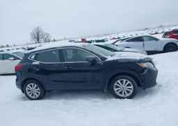 2019 NISSAN QASHQAI S