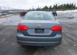 2013 VOLKSWAGEN JETTA SE