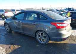 2013 FORD FOCUS SE