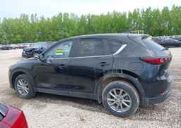 2022 MAZDA CX-5 GS