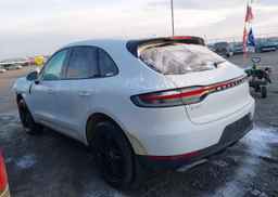 2019 PORSCHE MACAN