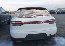2019 PORSCHE MACAN