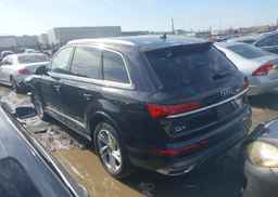 2021 AUDI Q7 KOMFORT