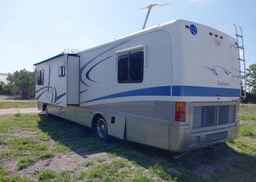 1999 FREIGHTLINER CHASSIS X LINE MOTOR HOME
