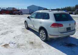 2016 VOLKSWAGEN TOUAREG TDI