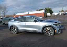 2022 FORD MUSTANG MACH-E