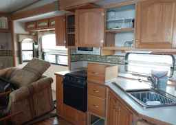 2004 GLENDALE TITANIUM TRAILER