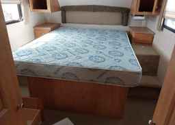 2004 GLENDALE TITANIUM TRAILER