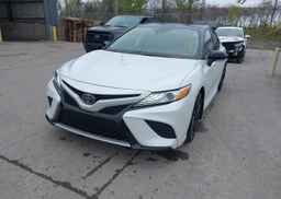 2020 TOYOTA CAMRY XSE