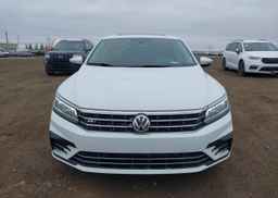 2019 VOLKSWAGEN PASSAT WOLFSBURG EDITION