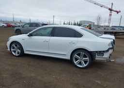 2019 VOLKSWAGEN PASSAT WOLFSBURG EDITION