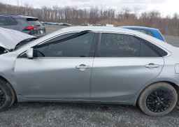 2017 TOYOTA CAMRY