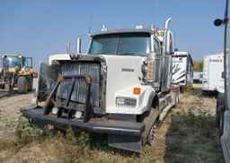 2011 WESTERN STAR/AUTO CAR CONVENTIONAL 4900SA