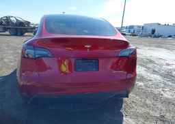 2024 TESLA MODEL Y LONG RANGE