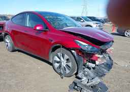 2024 TESLA MODEL Y LONG RANGE