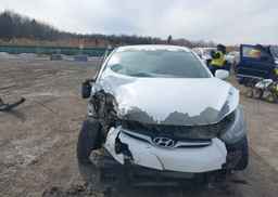 2015 HYUNDAI ELANTRA