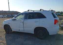 2013 KIA SORENTO