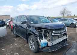 2019 TOYOTA highlander xle