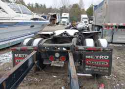 2013 FREIGHTLINER CASCADIA 125