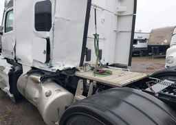 2024 PETERBILT 579