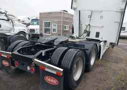2024 PETERBILT 579
