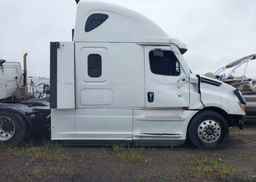 2020 FREIGHTLINER CASCADIA 126