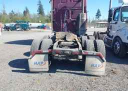 2011 FREIGHTLINER CASCADIA 125
